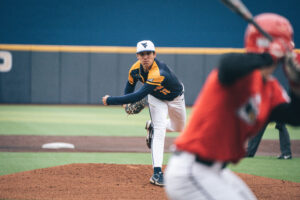Strong offense leads WVU to win over Youngstown State as Mountaineers complete sweep with DH victories